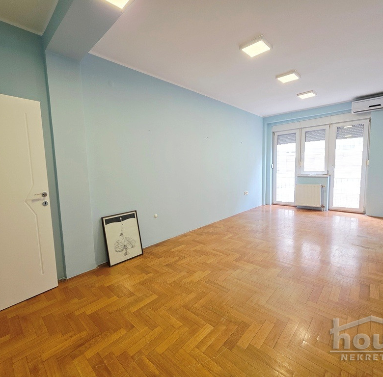 Stan Prodaja Novi Sad  78 m2