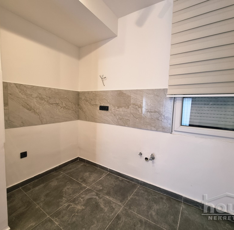 Stan Prodaja Novi Sad  58 m2