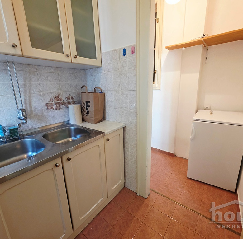 Stan Prodaja Novi Sad  72 m2