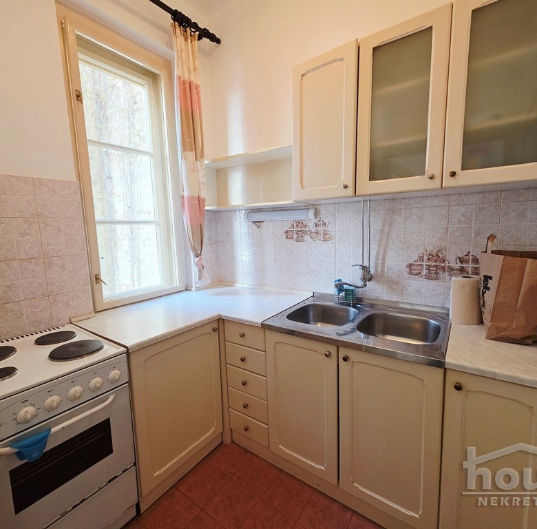 Stan Prodaja Novi Sad  72 m2