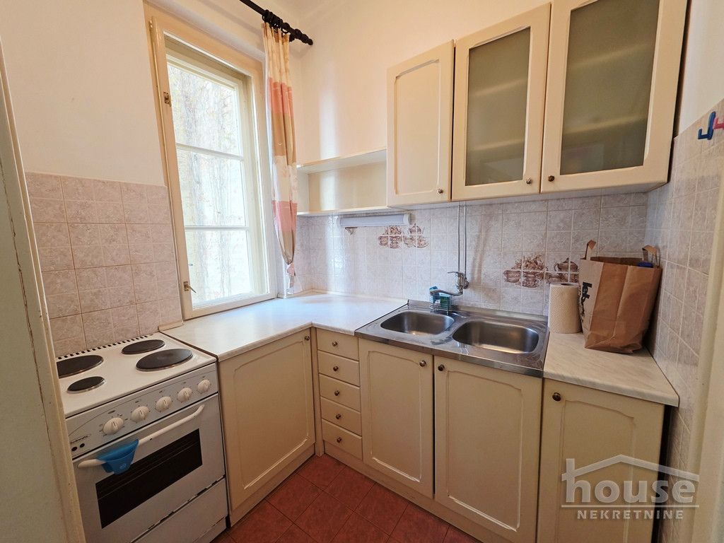 Stan Prodaja Novi Sad  72 m2