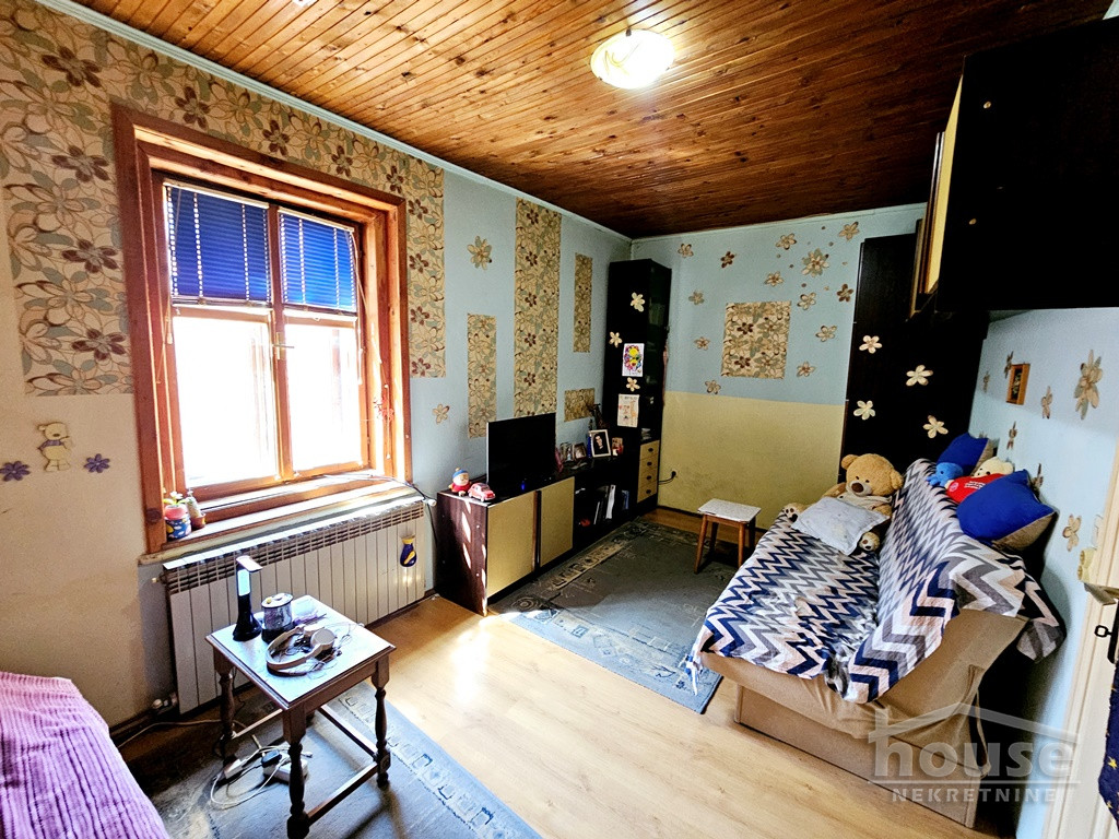 Trosoban stan na prodaju, Gradić, Novi Sad, 73m², 1. sprat, 150.000 €