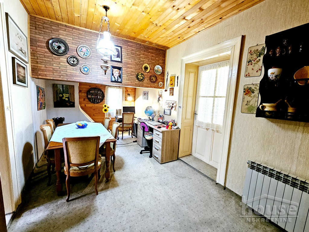 Trosoban stan na prodaju, Gradić, Novi Sad, 73m², 1. sprat, 150.000 €