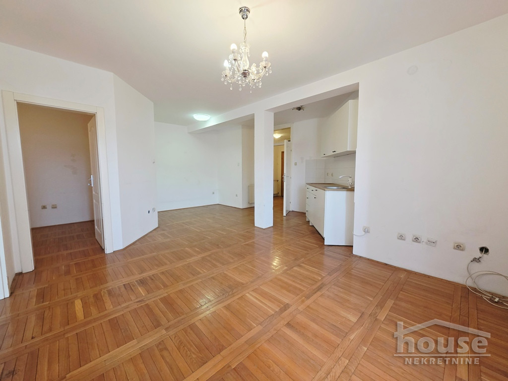 Stan Prodaja Novi Sad  70 m2