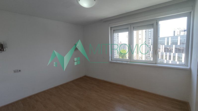 Stan Prodaja Novi Sad  64 m2