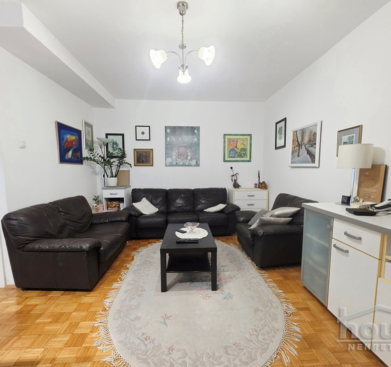 Stan Prodaja Novi Sad  70 m2