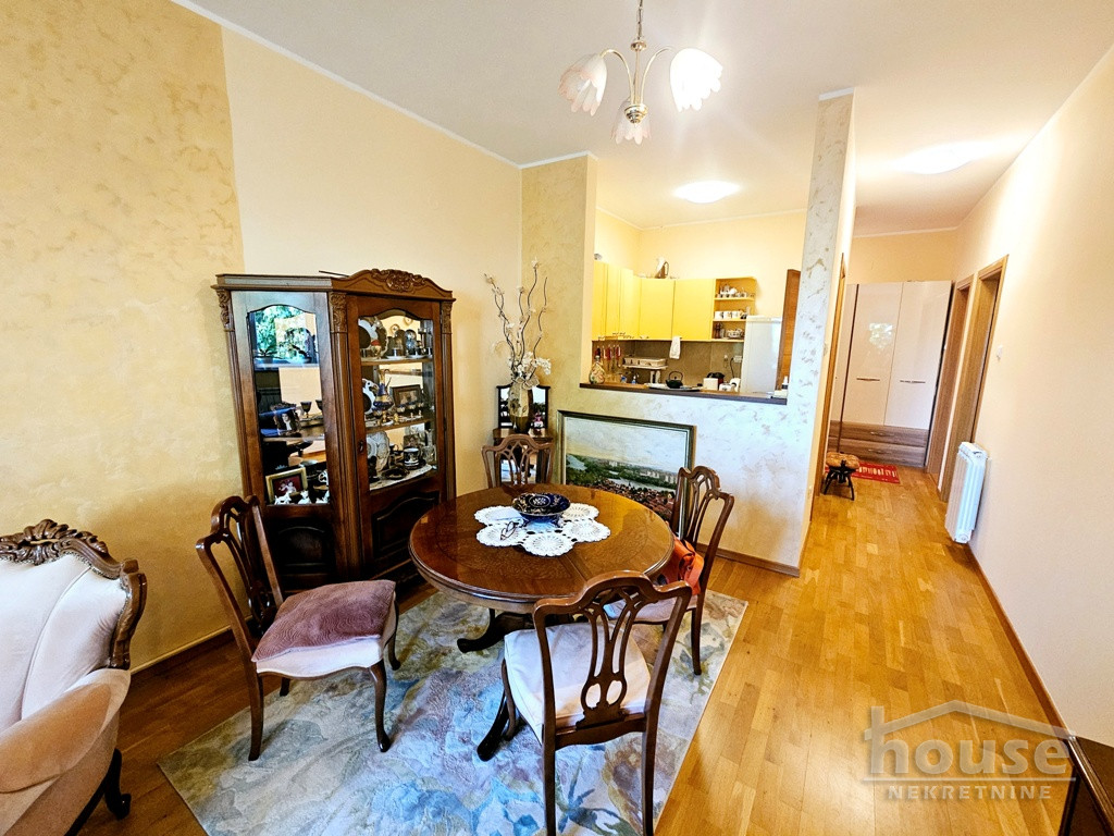 Stan Prodaja Novi Sad  90 m2