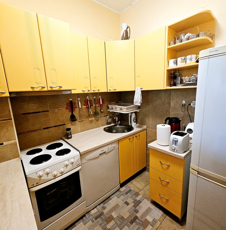 Stan Prodaja Novi Sad  90 m2