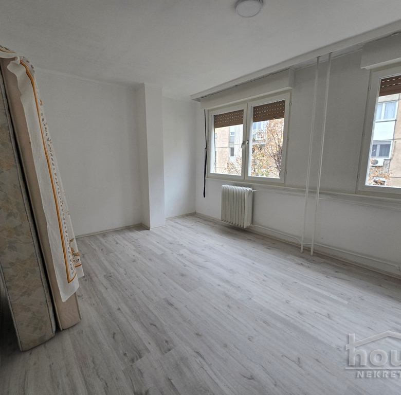Stan Prodaja Novi Sad  78 m2