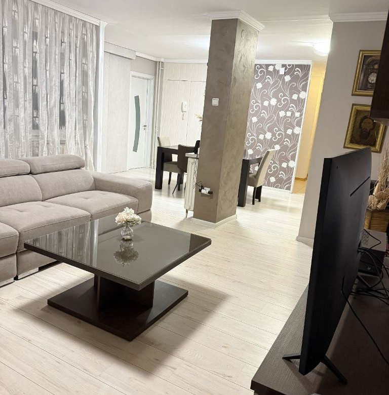 Stan Prodaja Novi Sad  78 m2