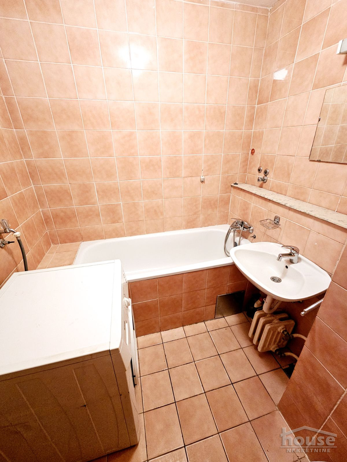 Stan Prodaja Novi Sad  95 m2