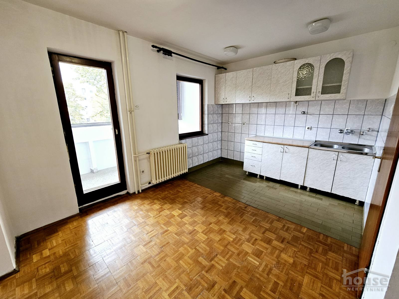 Stan Prodaja Novi Sad  95 m2