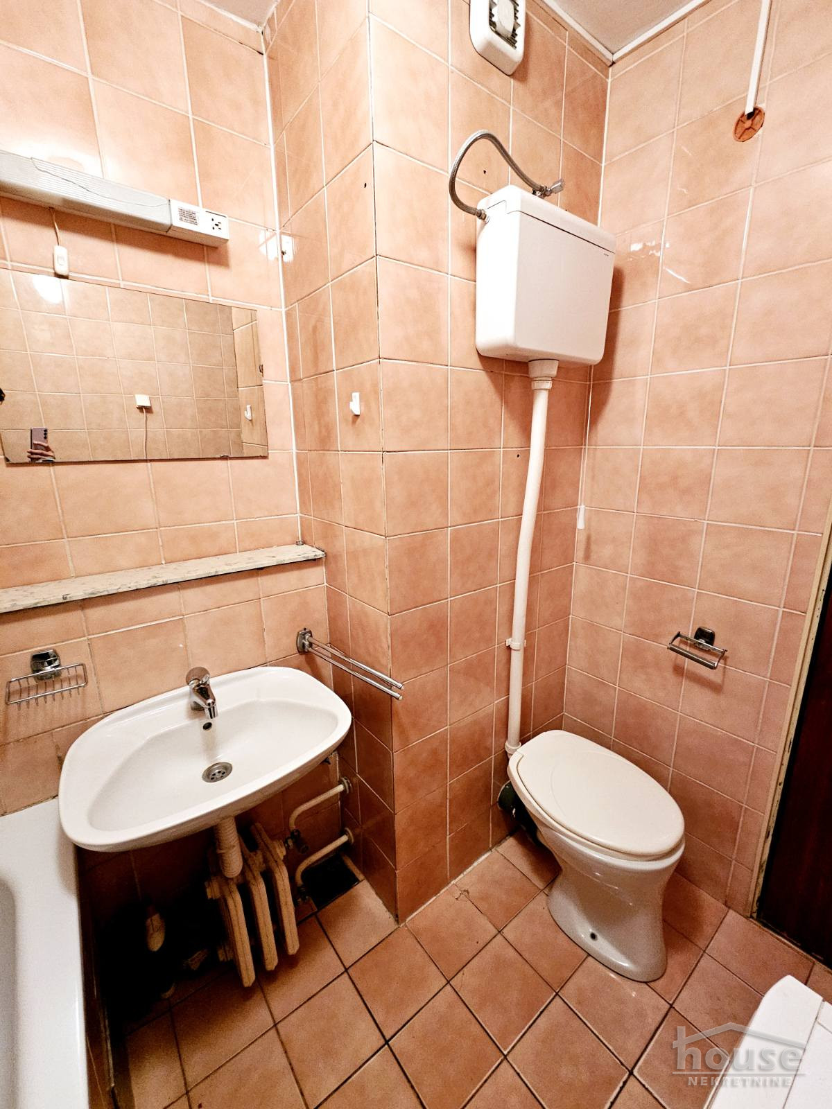 Stan Prodaja Novi Sad  95 m2