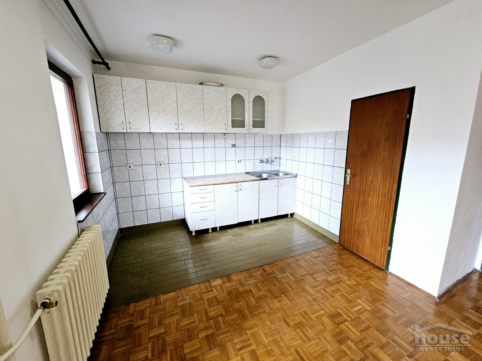 Stan Prodaja Novi Sad  95 m2