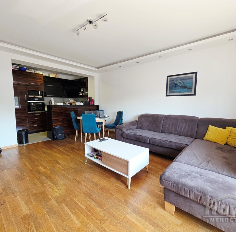 Stan Prodaja Novi Sad  69 m2