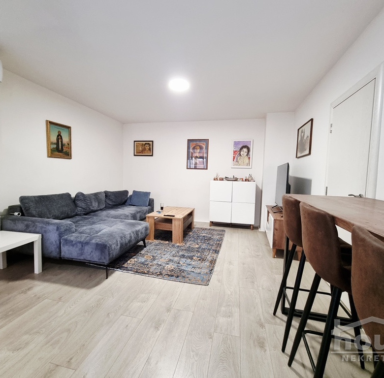Stan Prodaja Novi Sad  55 m2