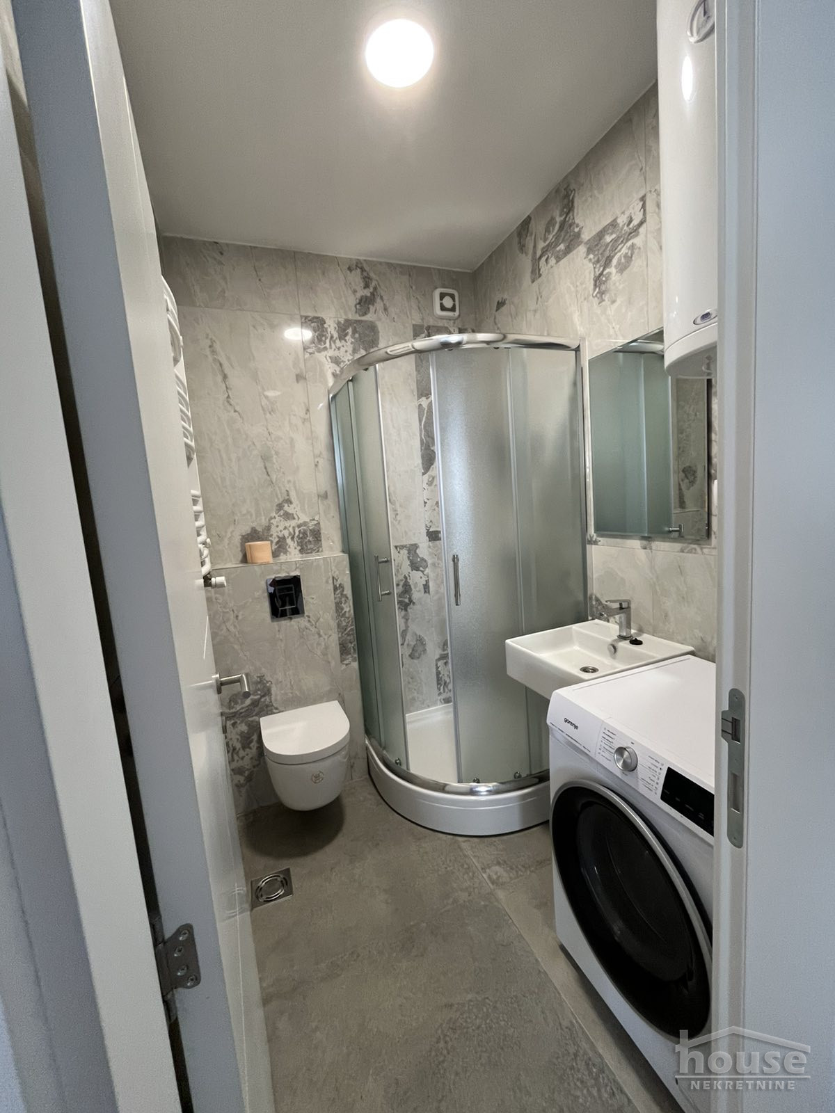 stanovi-3-re-sajam-1100899-gmx7b Trosoban stan na prodaju, Sajmište, Novi Sad, 57m², 2. sprat, 182.400 €