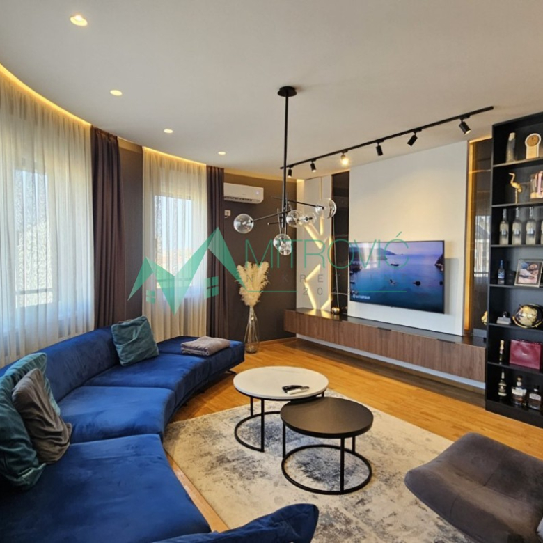 Stan Prodaja Novi Sad  81 m2
