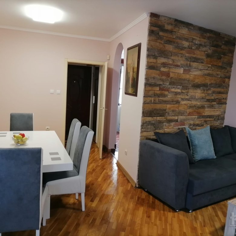 Stan Prodaja Novi Sad  71 m2