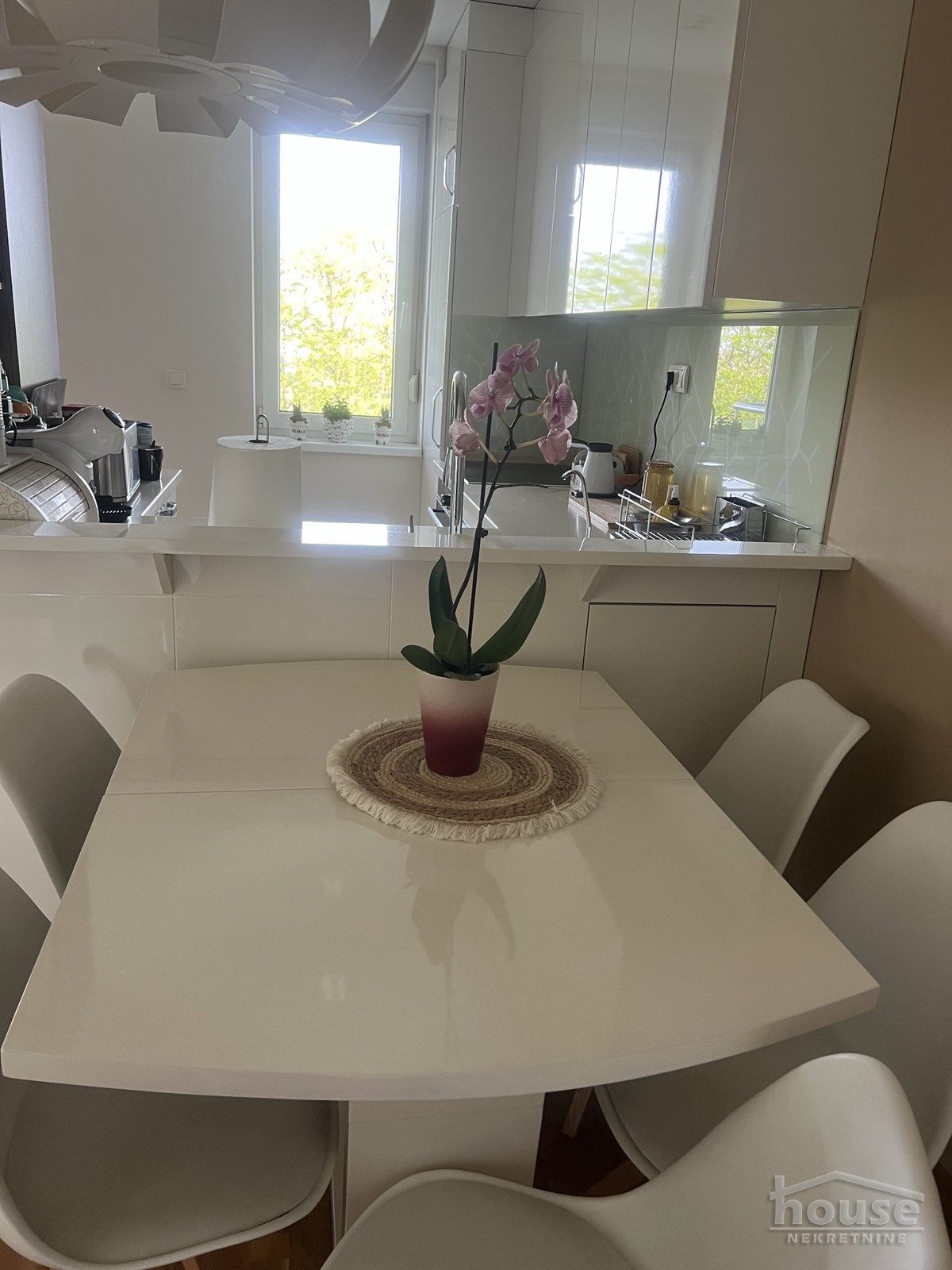 Stan Prodaja Novi Sad  70 m2