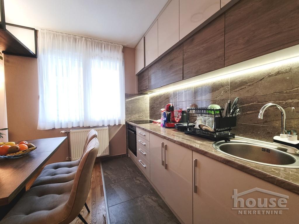 Stan Prodaja Novi Sad  58 m2
