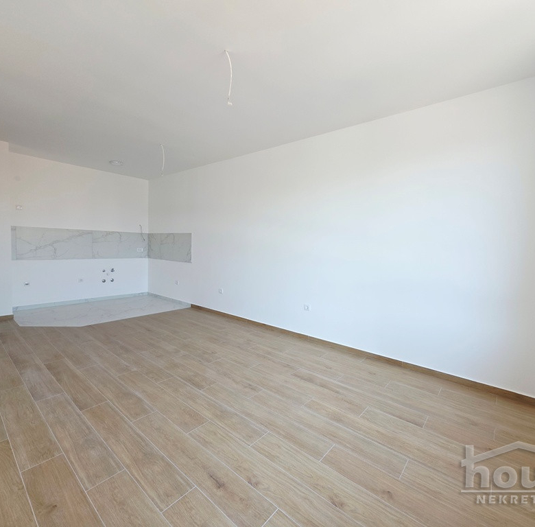 Stan Prodaja Novi Sad  65 m2