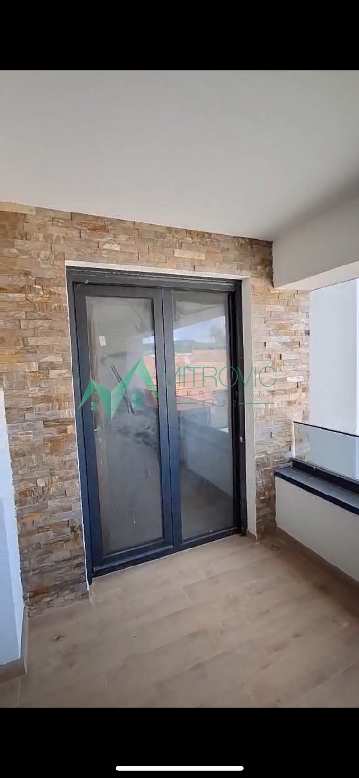 stanovi-3-re-vrdnik-1002885-auqid Trosoban stan na prodaju, Vrdnik, Irig, 93m², 153.500 €