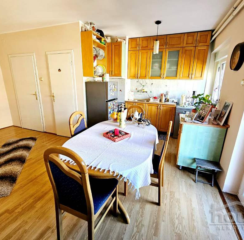 Stan Prodaja Novi Sad  69 m2