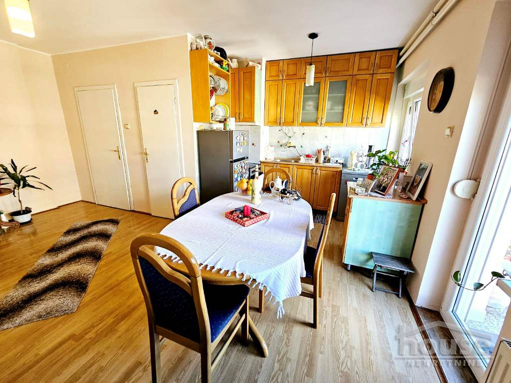 Stan Prodaja Novi Sad  69 m2