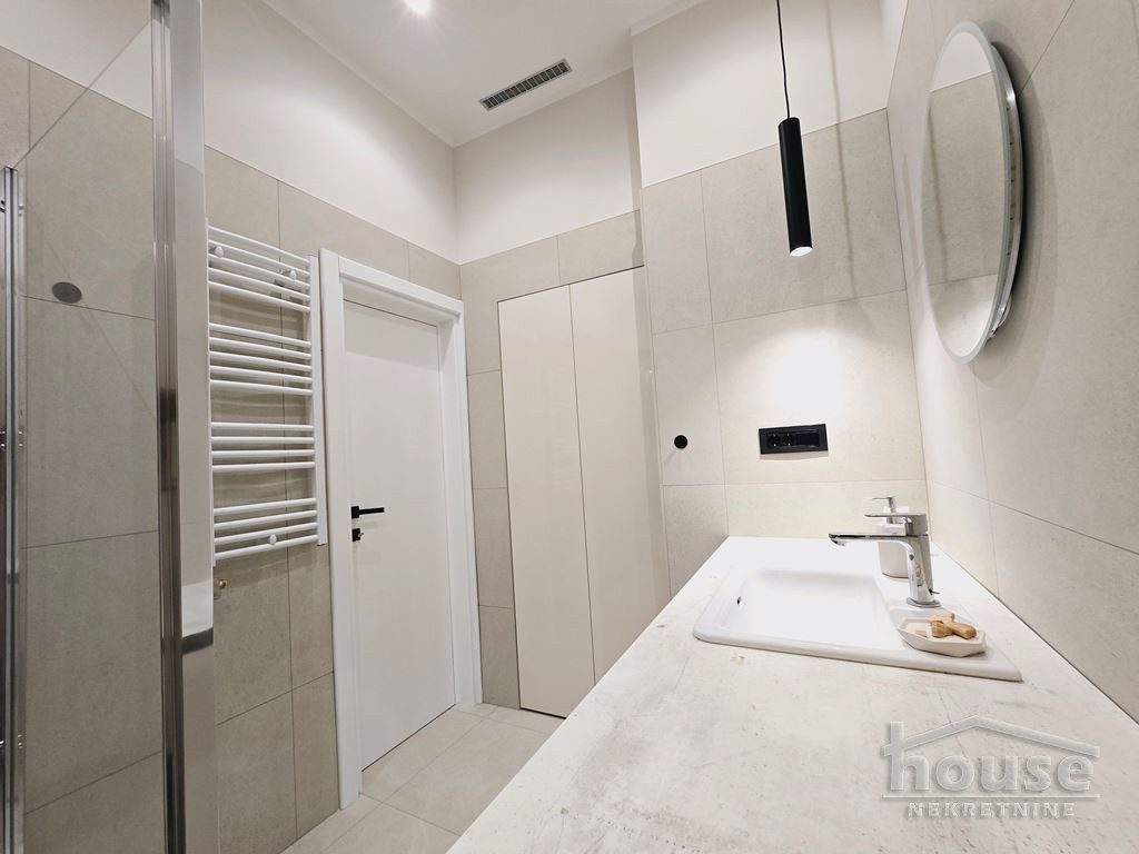 Trosoban stan na prodaju, Centar, Novi Sad, 100m², 1. sprat, 345.000 €