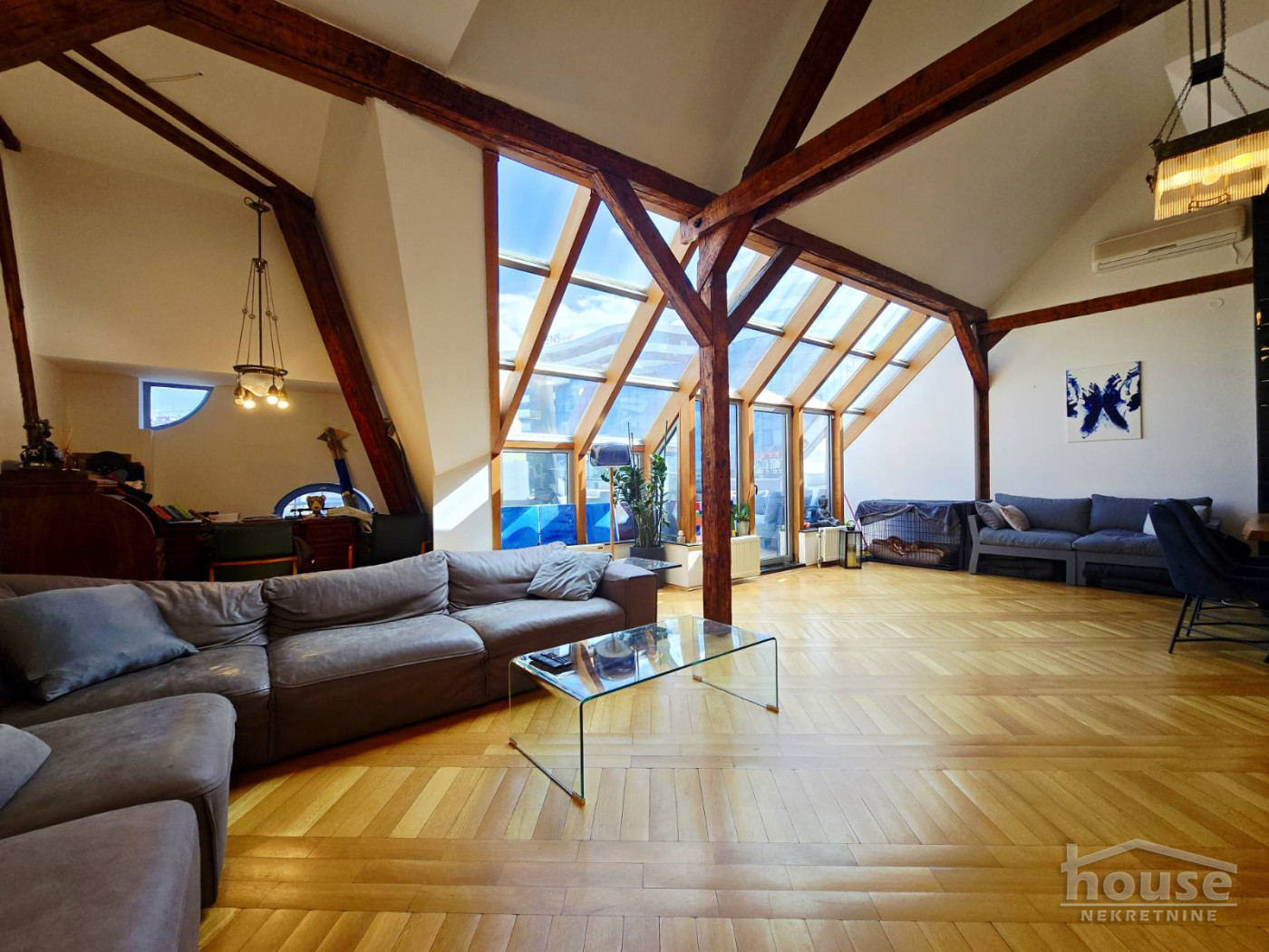 stanovi-3-sa-centar-1064084-feymd Trosoban stan na prodaju, Centar, Novi Sad, 134m², 450.000 €
