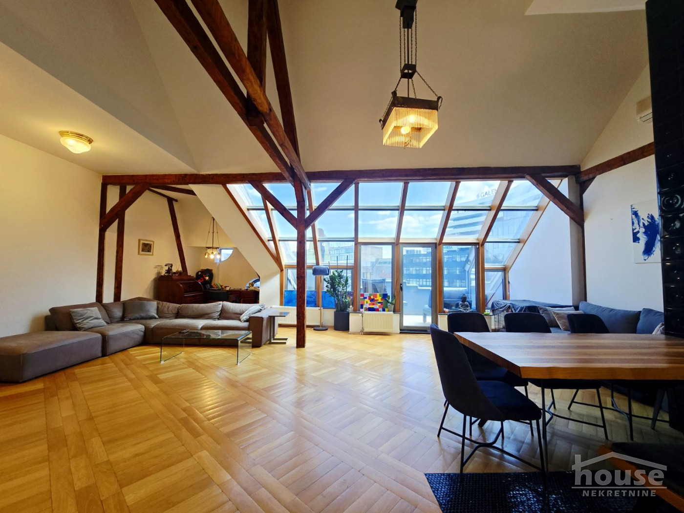 stanovi-3-sa-centar-1064084-ou208 Trosoban stan na prodaju, Centar, Novi Sad, 134m², 450.000 €