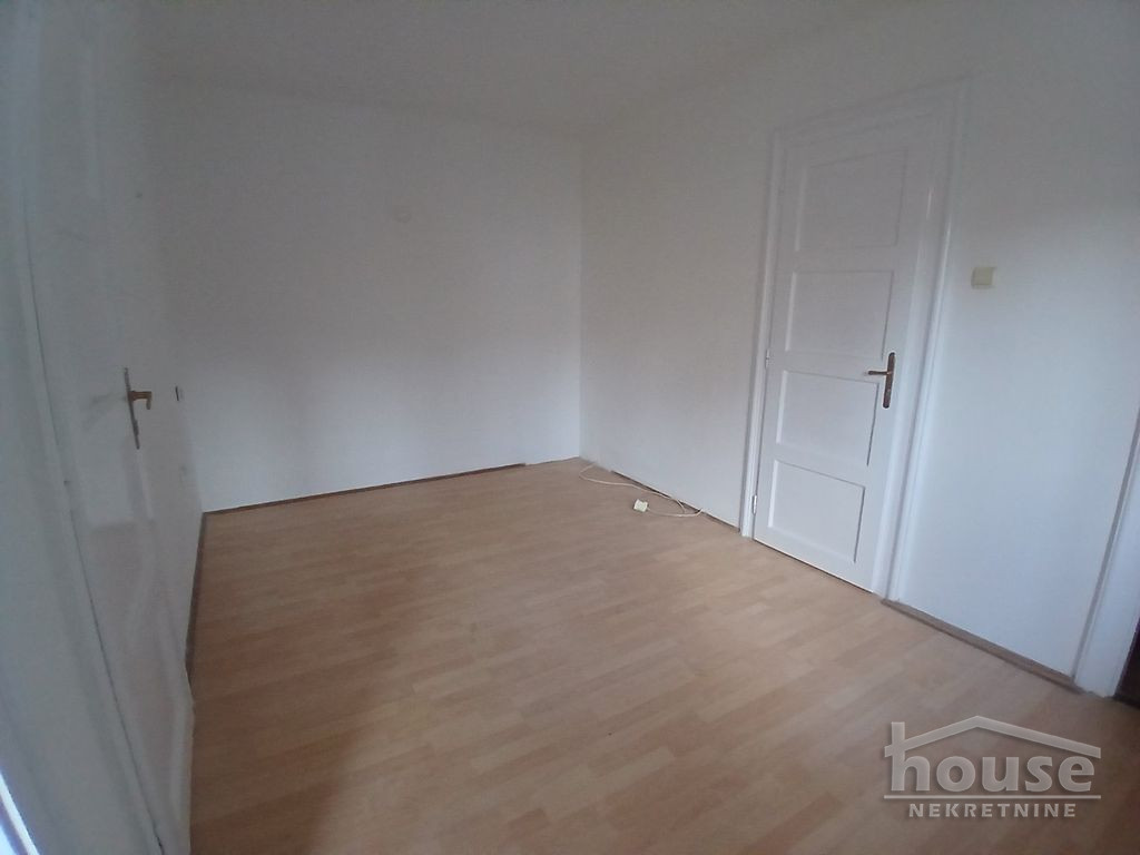 stanovi-3-sa-centar-1101912-fovcb Trosoban stan na prodaju, Centar, Novi Sad, 77m², 2. sprat, 215.600 €