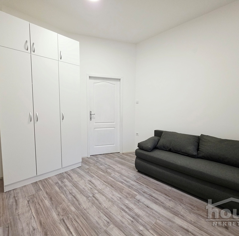 Stan Prodaja Novi Sad  71 m2