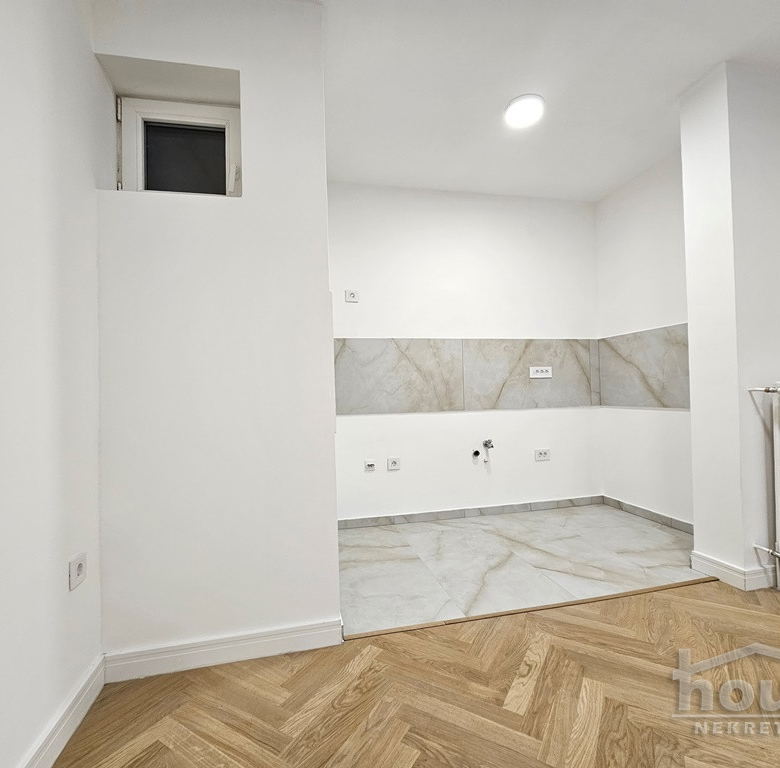Stan Prodaja Novi Sad  75 m2