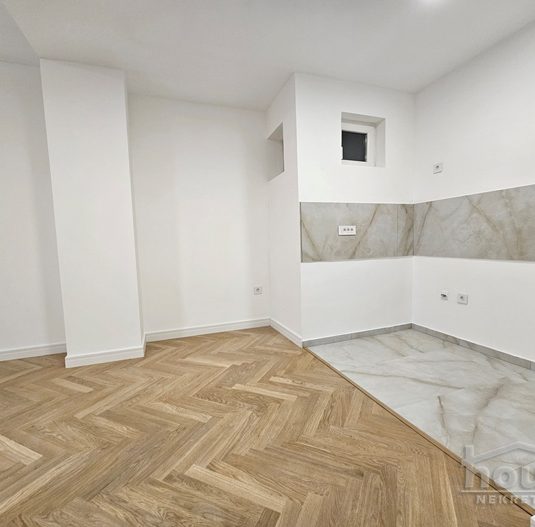Stan Prodaja Novi Sad  75 m2