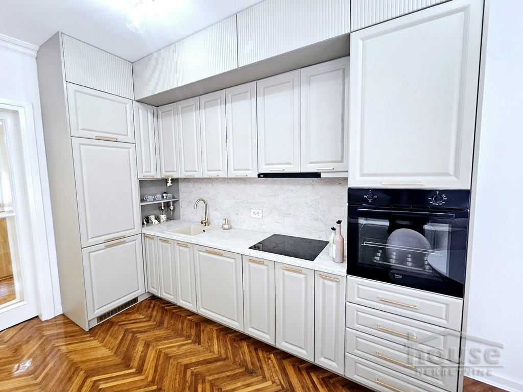 Stan Prodaja Novi Sad  78 m2
