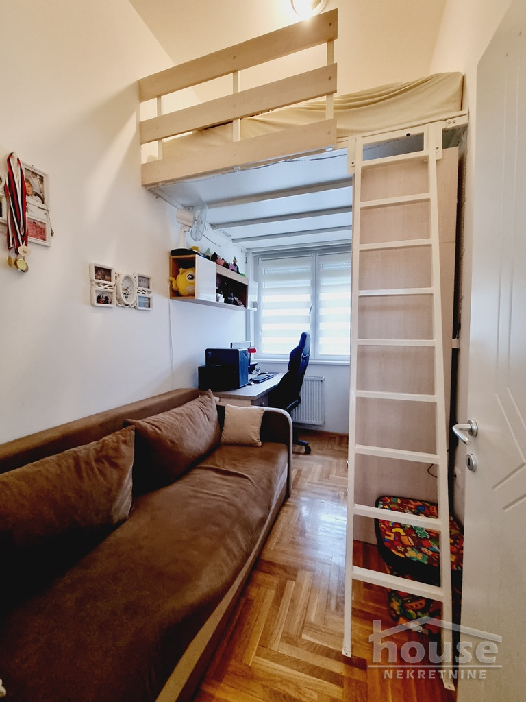 Trosoban stan na prodaju, Socijalno, Novi Sad, 91m², 178.000 €