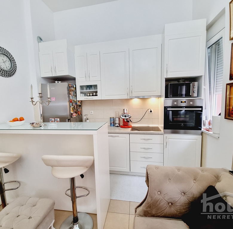 Stan Prodaja Novi Sad  91 m2
