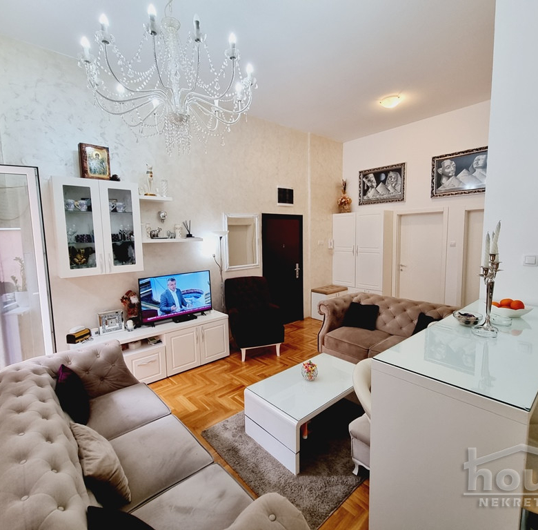 Stan Prodaja Novi Sad  91 m2