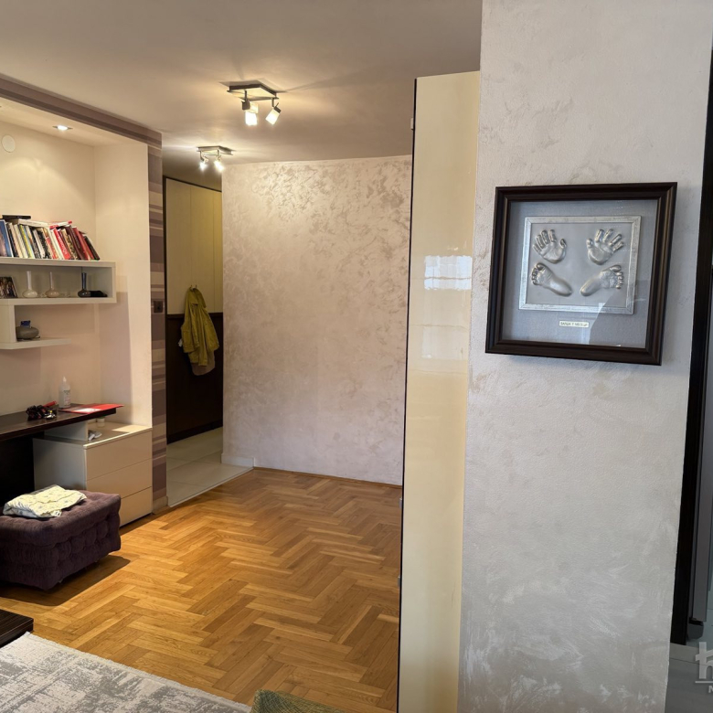 Stan Prodaja Novi Sad  67 m2