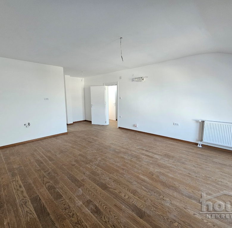 Stan Prodaja Novi Sad  208 m2