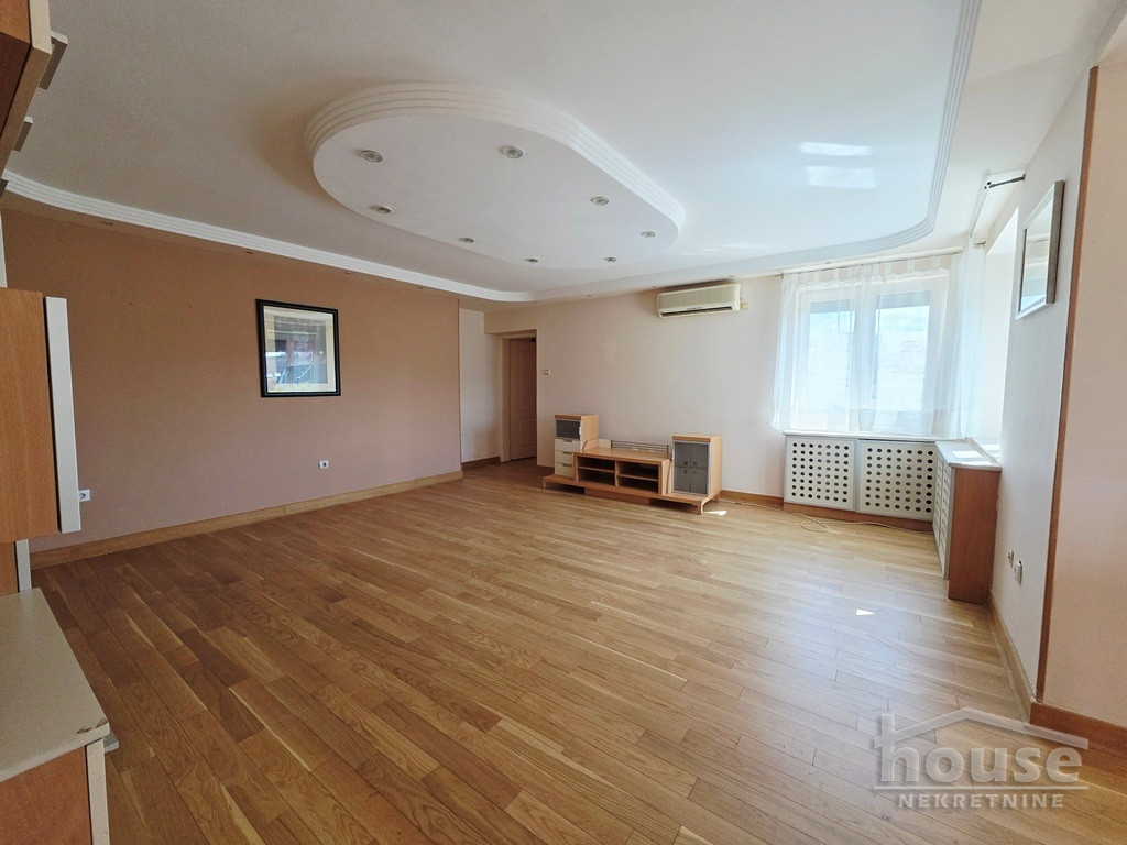 Stan Prodaja Novi Sad  145 m2