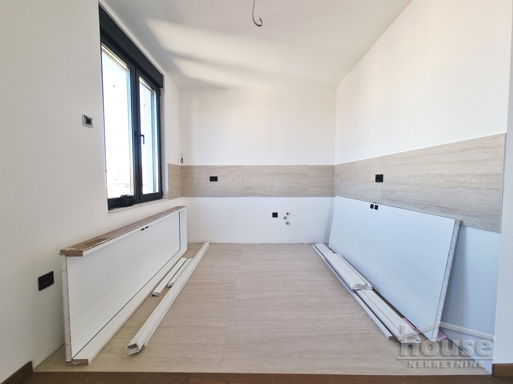 Stan Prodaja Novi Sad  135 m2