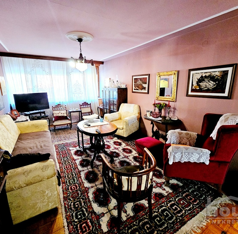 Stan Prodaja Novi Sad  115 m2