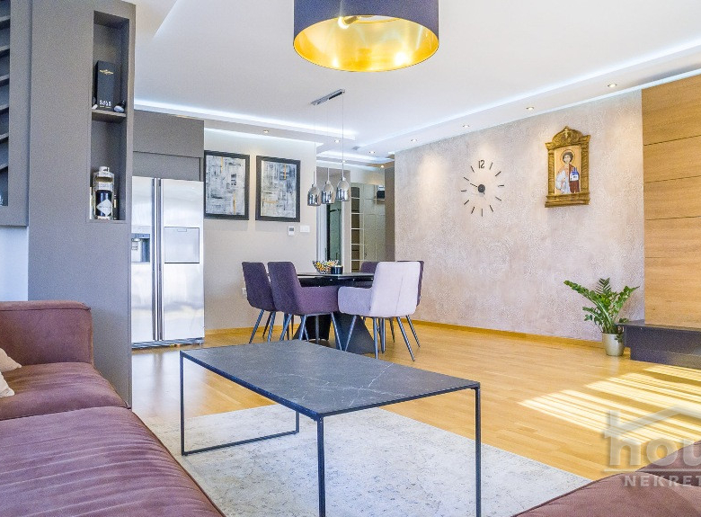 Stan Prodaja Novi Sad  172 m2