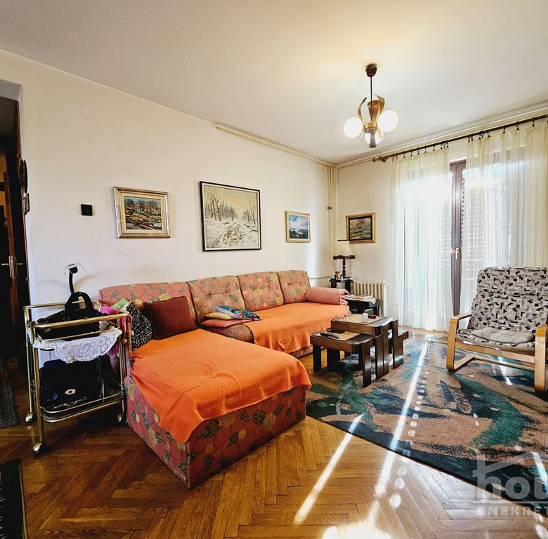 Stan Prodaja Novi Sad  99 m2