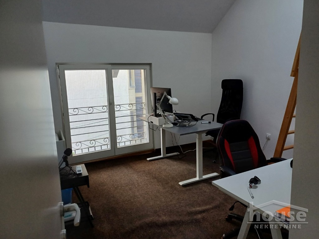 stanovi-4-dx-centar-1098712-ku3jr Četvorosoban stan na prodaju, Centar, Novi Sad, 85m², 1. sprat, 460.000 €