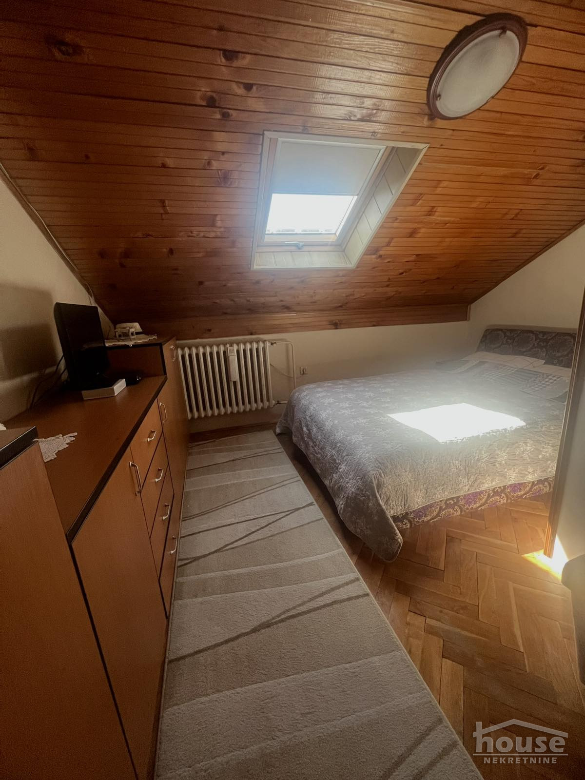 Stan Prodaja Novi Sad  100 m2