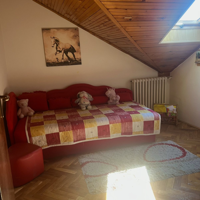 Stan Prodaja Novi Sad  100 m2